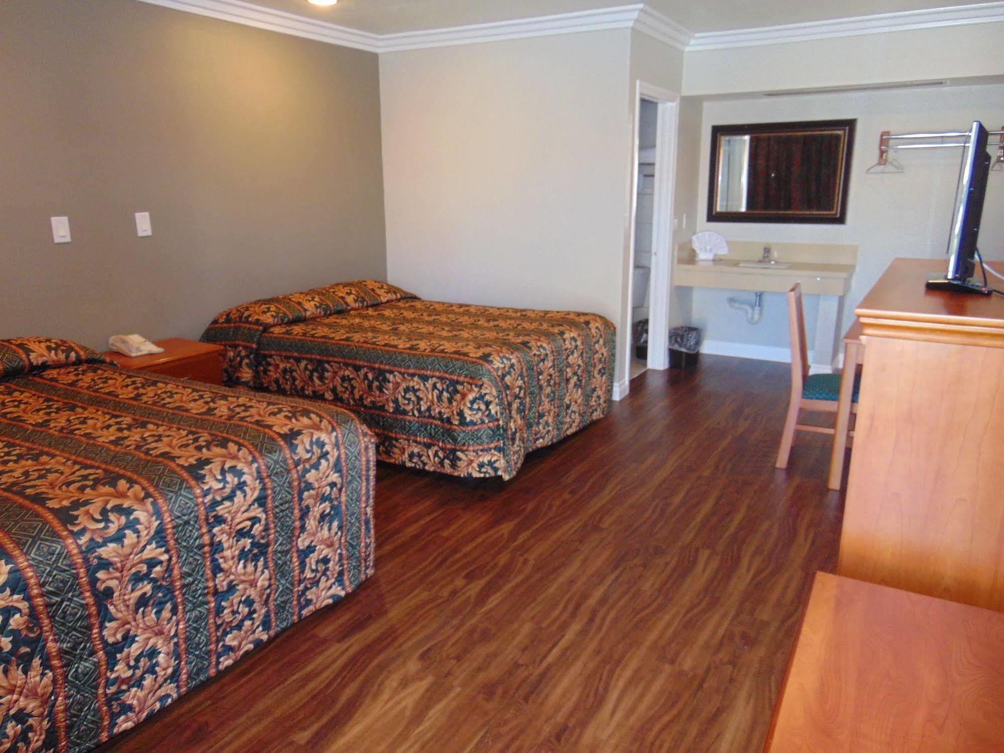 West Coast Inn Santa Ana Bagian luar foto